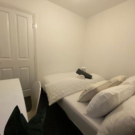 Nice Living Serviced Accommodations 3 考文垂 外观 照片