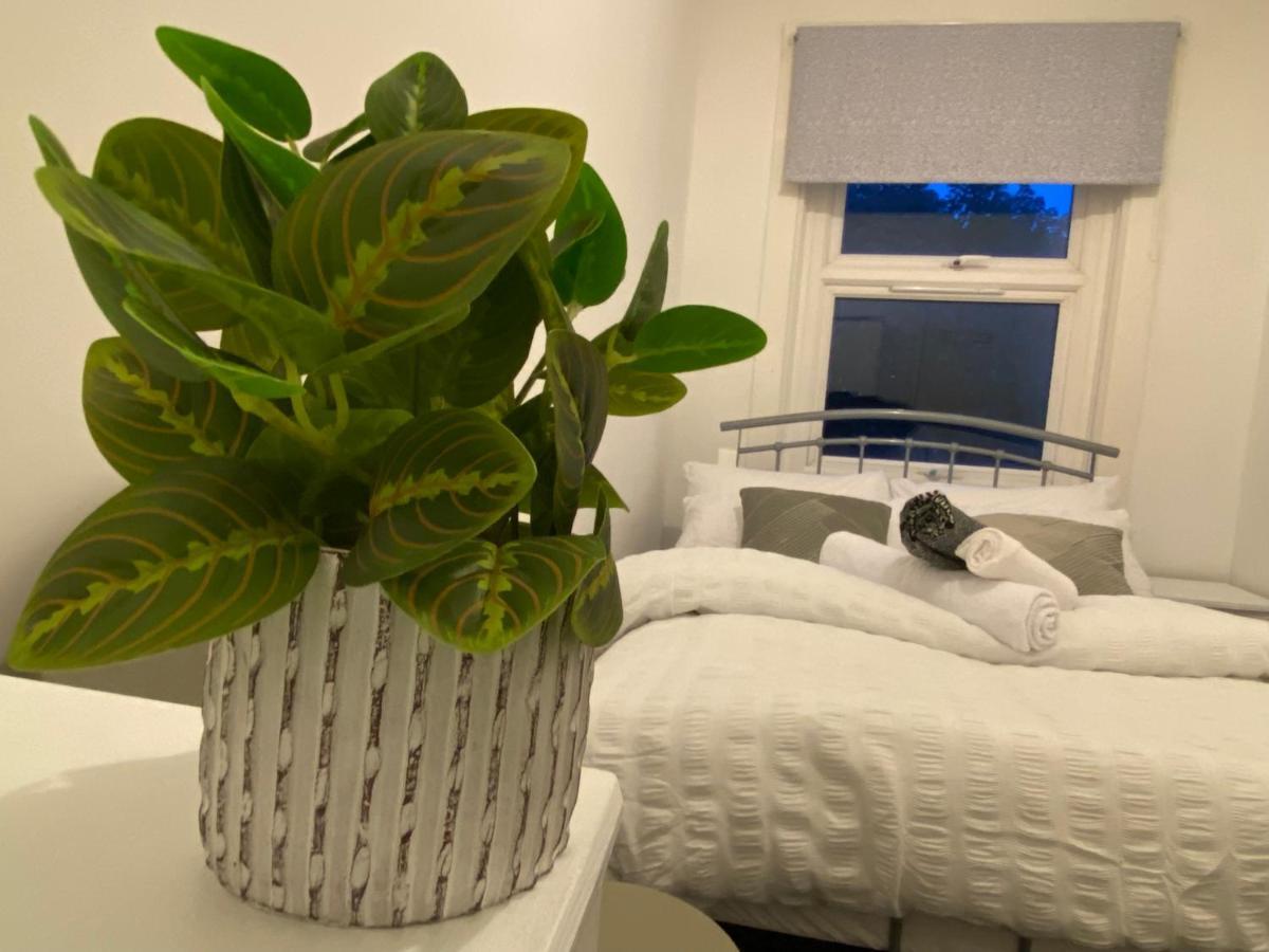 Nice Living Serviced Accommodations 3 考文垂 外观 照片